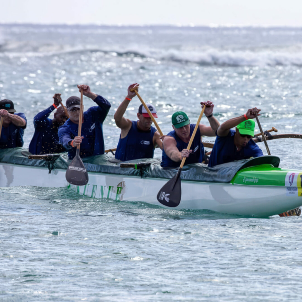 Ānuenue Canoe Club, Outrigger Canoe Paddling and Racing